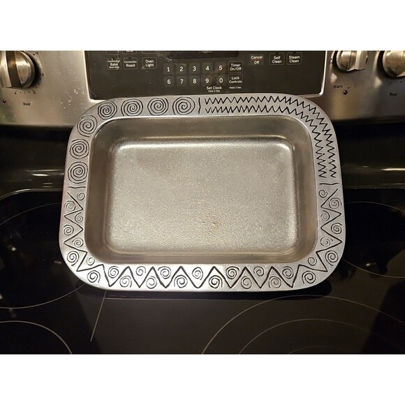 Wilton Armetale "Reggae (Hollowware)" 14 1/2 Inch 2 Qt Baking Dish - Dish Only - Picture 1 of 11